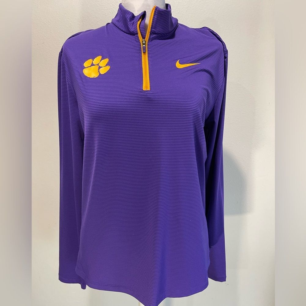 Nike Dri Fit performance sweater purple animal track long sleeve women’s M